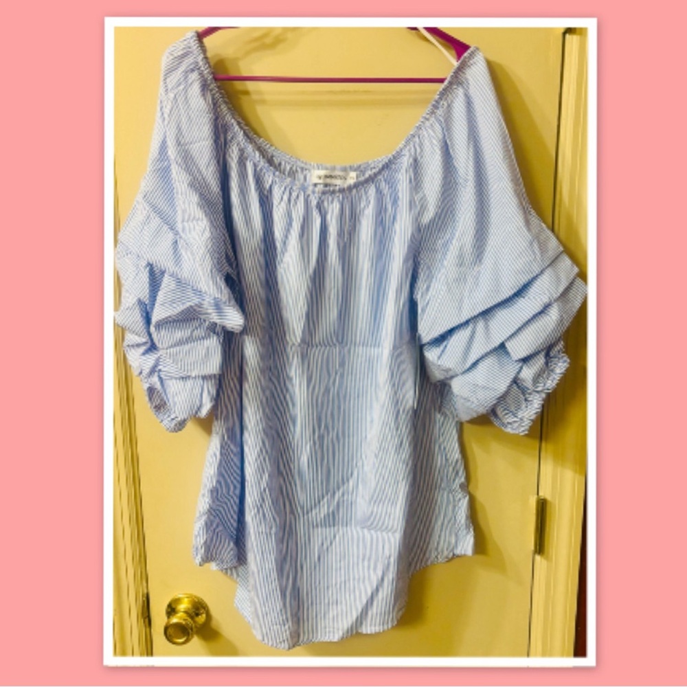 Women’s Roommates Balloon Short Sleeve Stripe Blouse